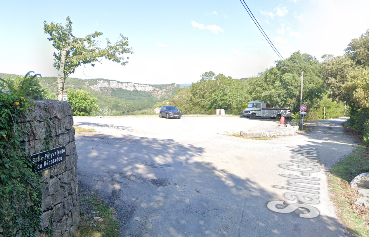 Plage de Labeaume - Parking du Recatadou