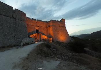 Parking du Fort du Mont Alban