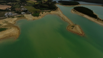 Plage du lac de Montbel